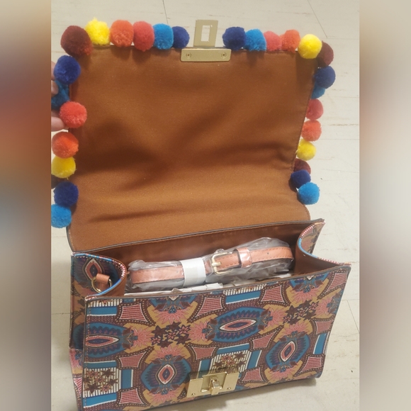 Colorful Satchel purse with strap - Picture 4 of 4